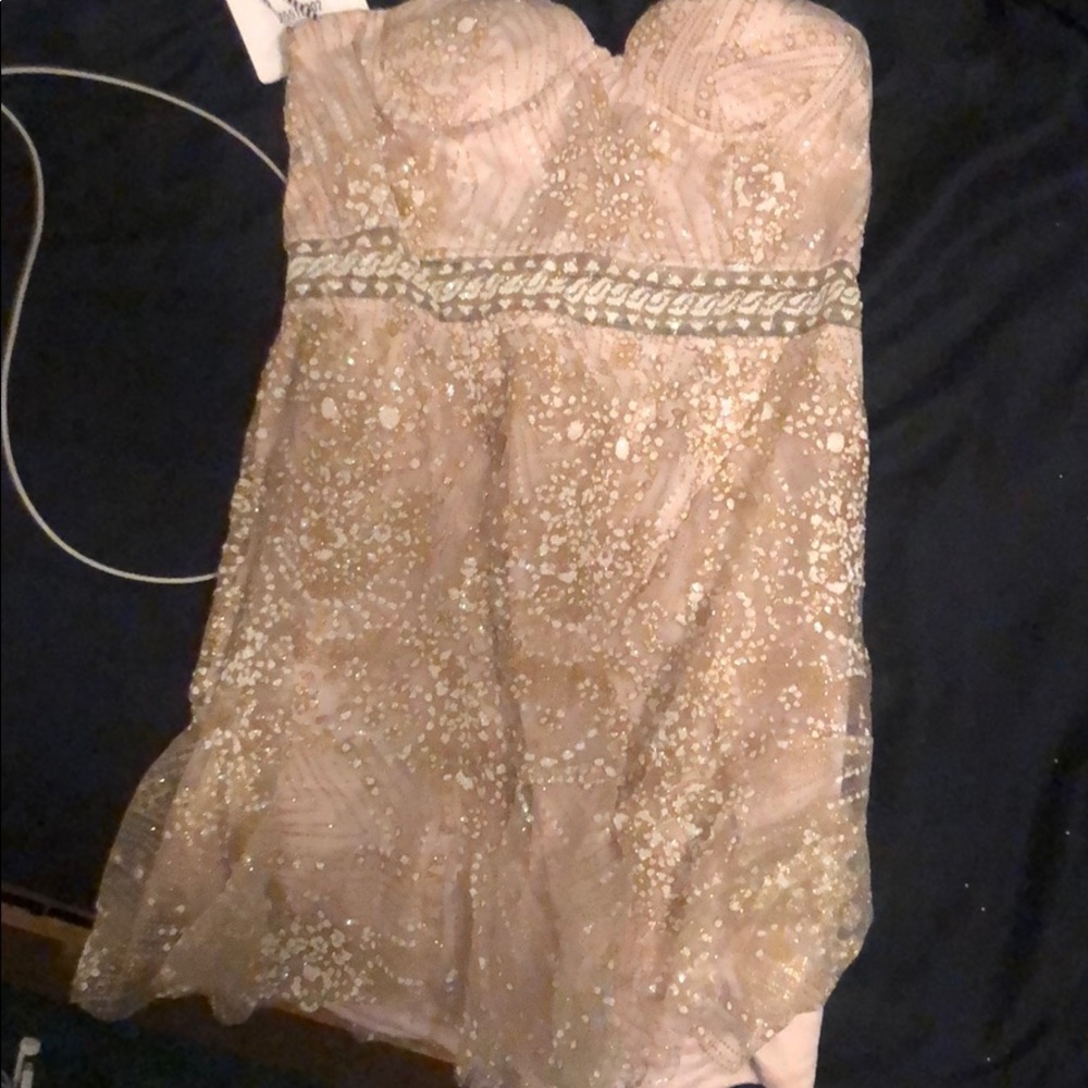 Never worn cocktail party dress with tag